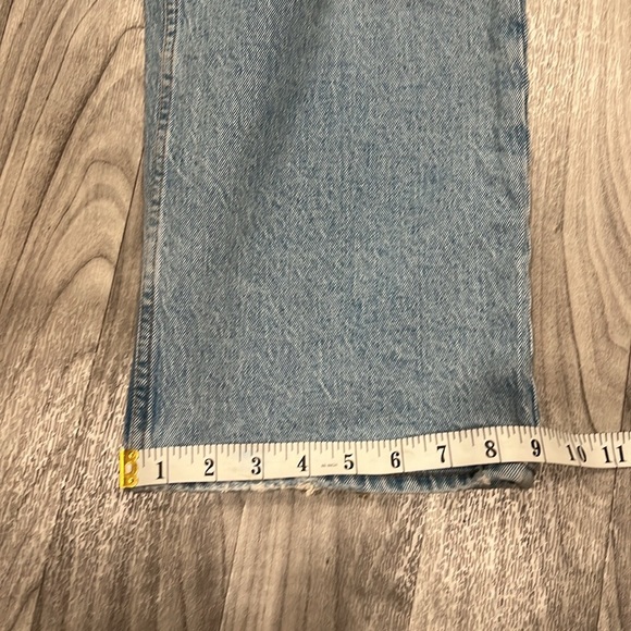 SIZE 29 / 8 ABERCROMBIE & FITCH THE 90’s RELAXED JEAN HIGH RISE - Picture 7 of 7